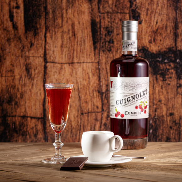 La cerise de café de la Distillerie Combier